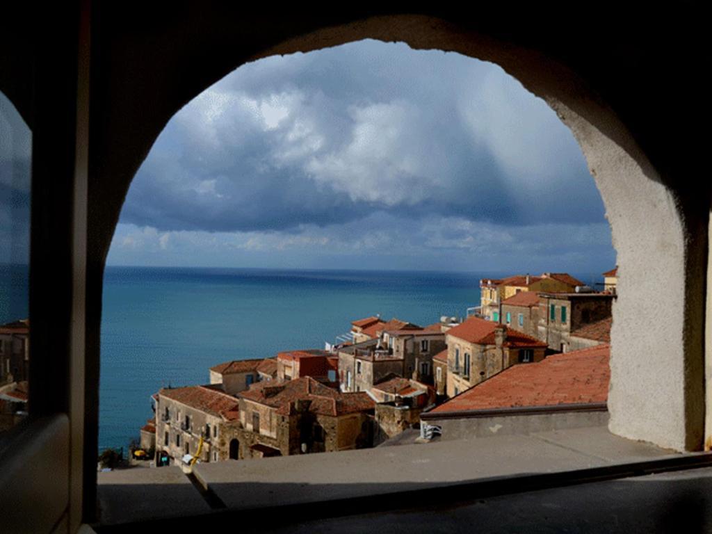 Residenza Matarazzo E Le Sue Soffitte Lejlighed Castellabate Værelse billede